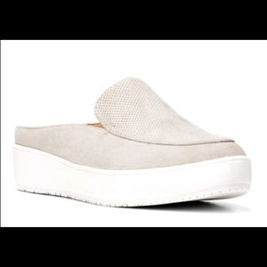 Dr. Scholl’s Blake platform mule